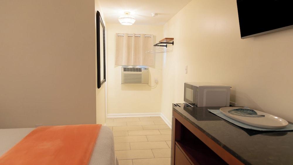 Broadway Court Motel photo 6