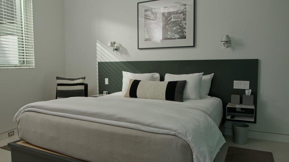 Frame Hotel - Treehouse photo 26
