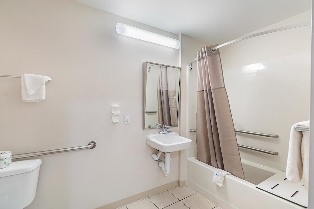 Motel 6 Winchester, VA photo 19