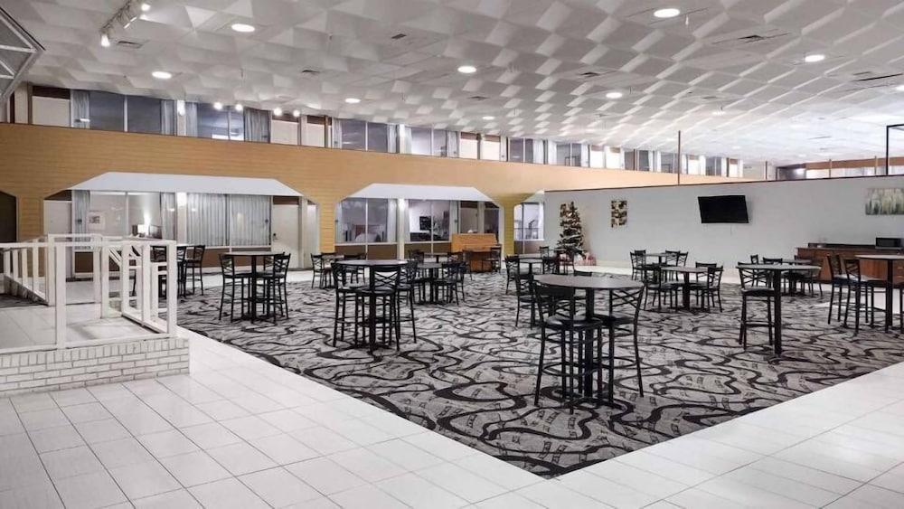 Motel 6 Hastings, NE photo 9