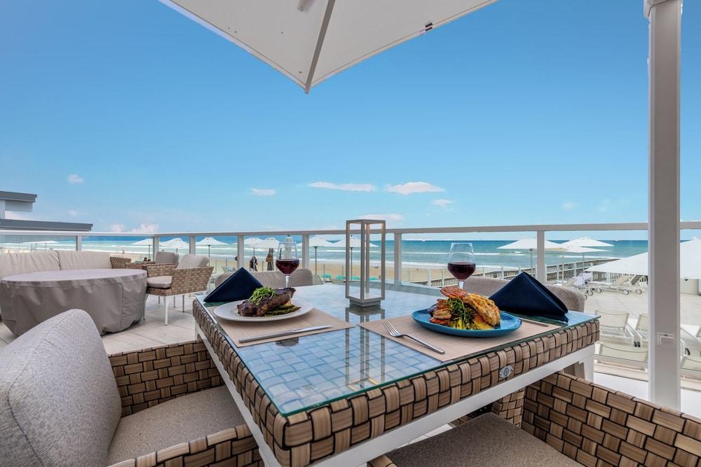Daytona Grande Oceanfront Resort photo 41