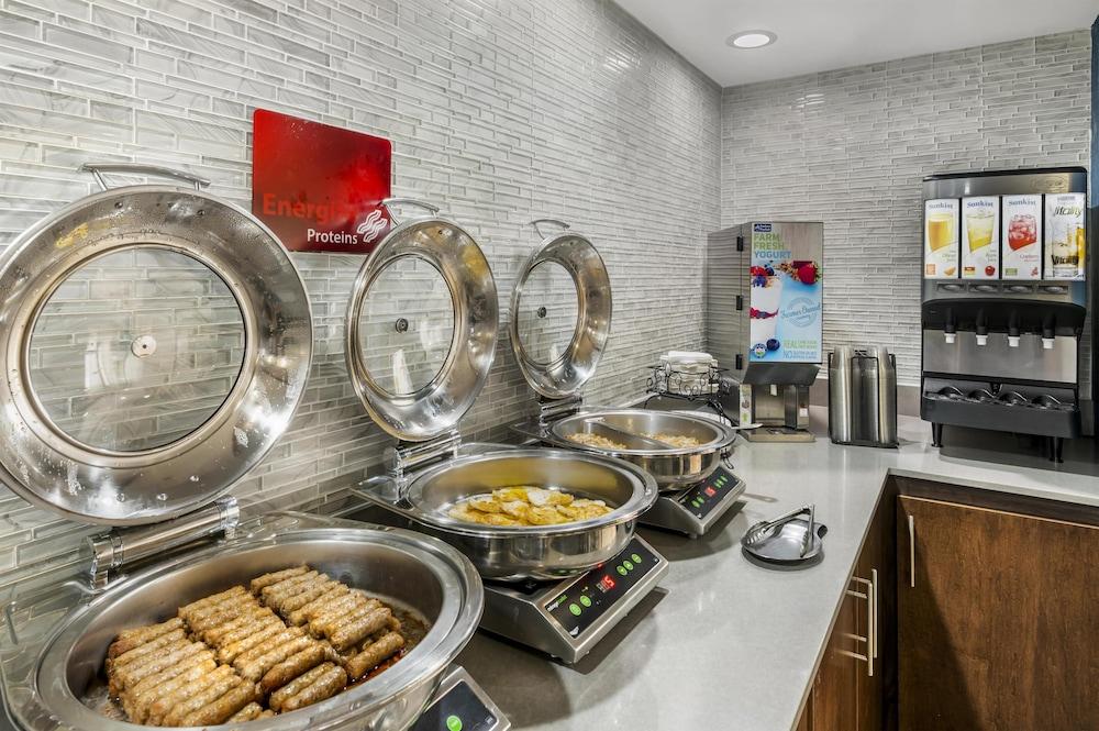 Best Western Plus Indianapolis NW Hotel photo 28