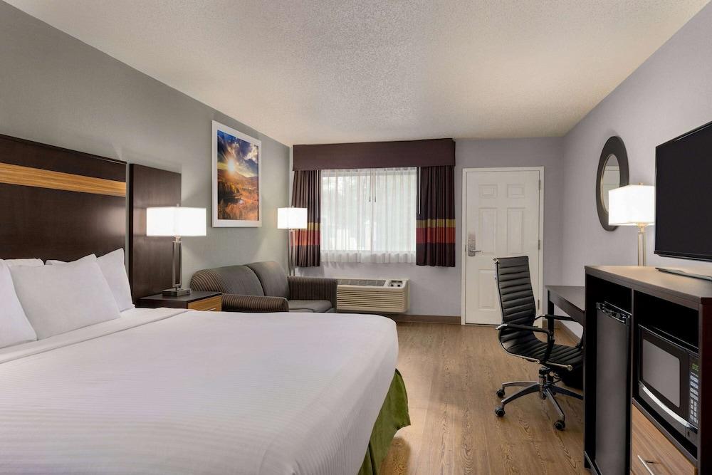 Days Inn by Wyndham Anderson photo 21