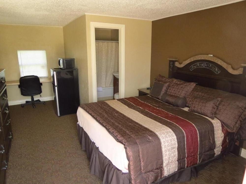 Best Inn Motel photo 8