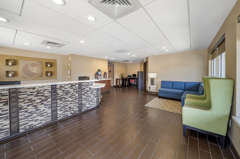 The Atrium Hotel photo 9