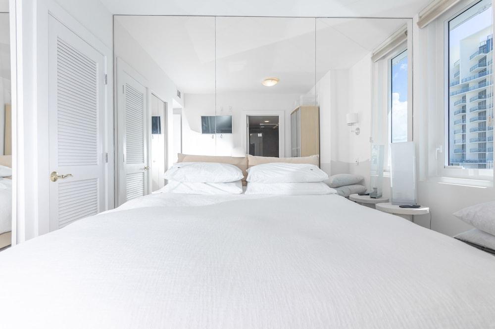 Ocean View Luxury Condo photo 56