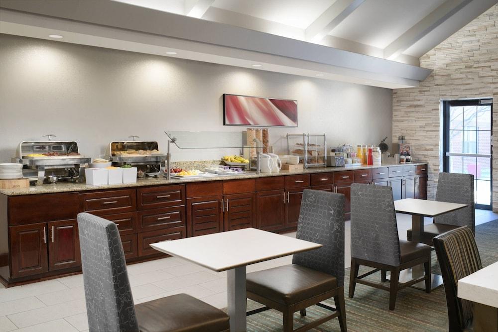 Residence Inn by Marriott Addison photo 16