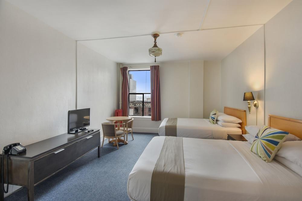 The Moore Hotel photo 16