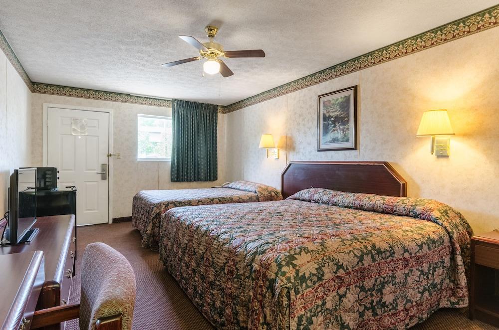 Deerfield Inn photo 5