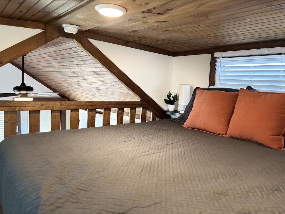 Sojourn Lodging photo 15