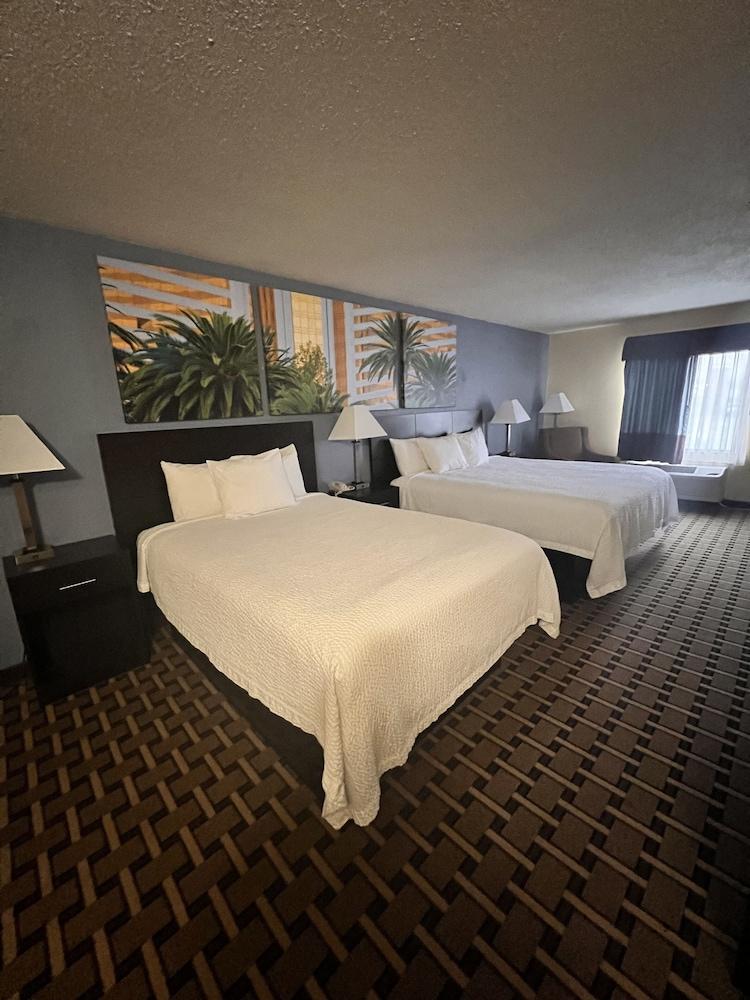 Days Inn by Wyndham Greenville South/Mauldin photo 8