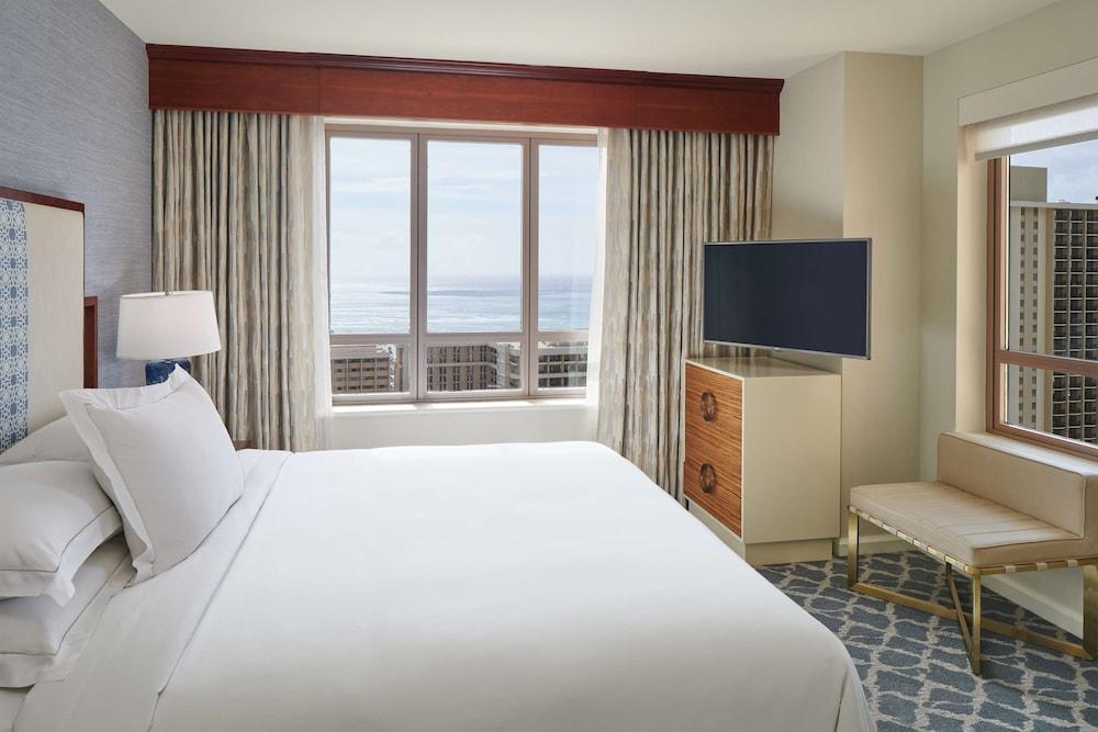 Hilton Grand Vacations Club Grand Waikikian Honolulu photo 10