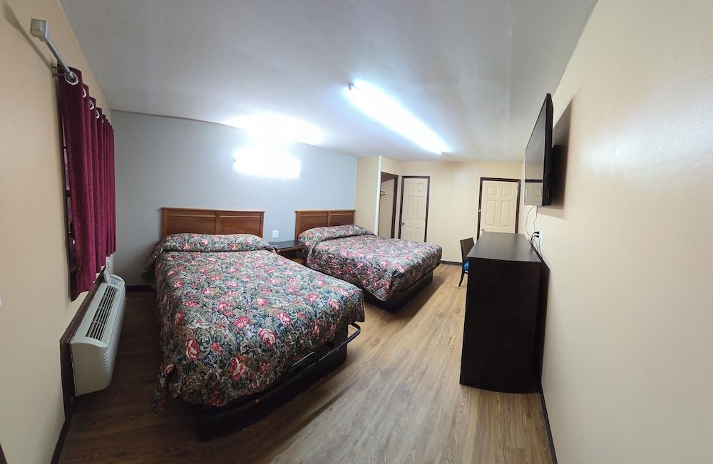 Candle Light Motel photo 3