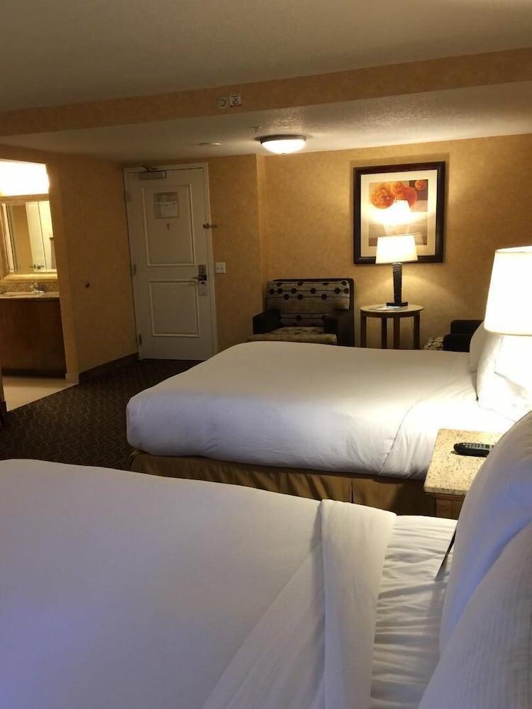DoubleTree Suites by Hilton Anaheim Rsrt - Conv Cntr photo 3