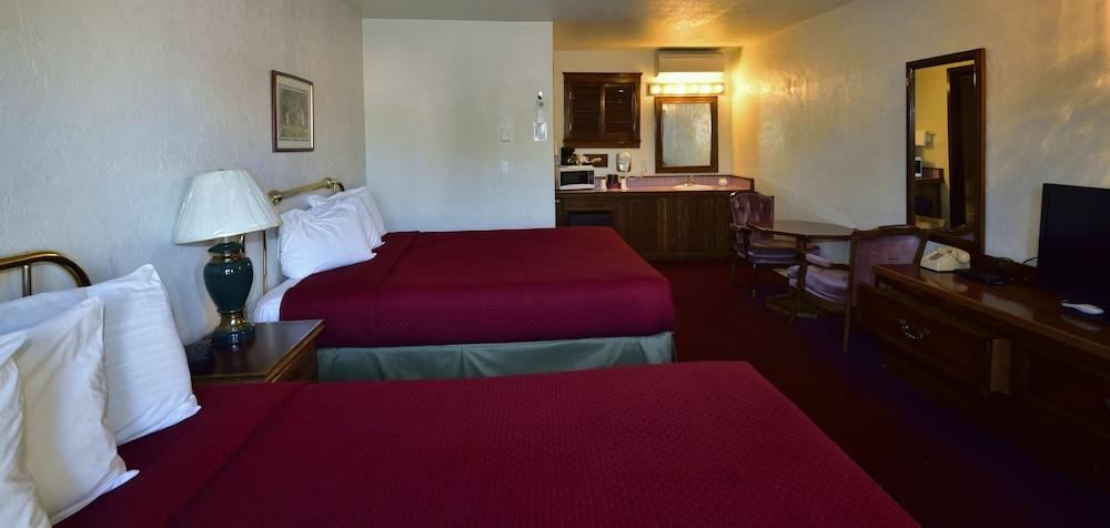 Sequim West Inn photo 8