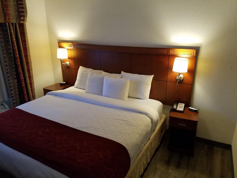 Spark by Hilton Duluth photo 30