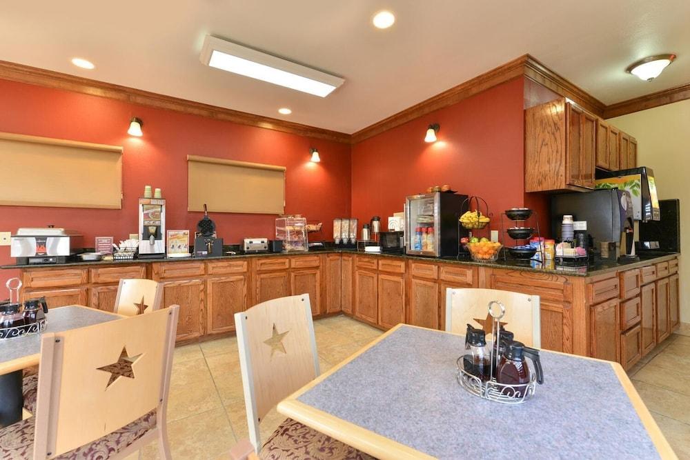 The Texas Lodge photo 11