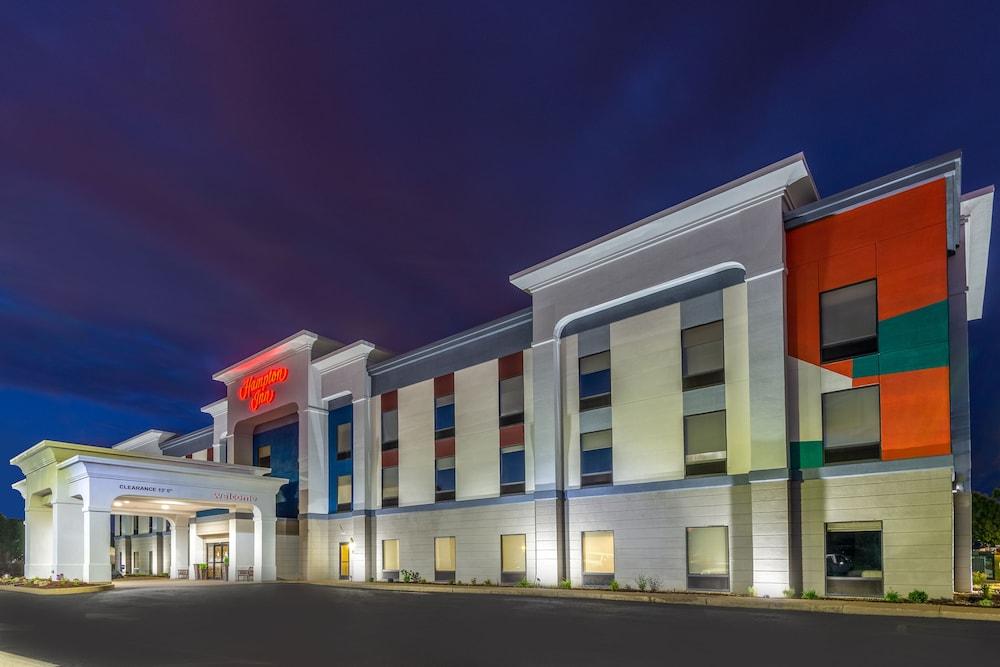 Hampton Inn Belle Vernon photo 28