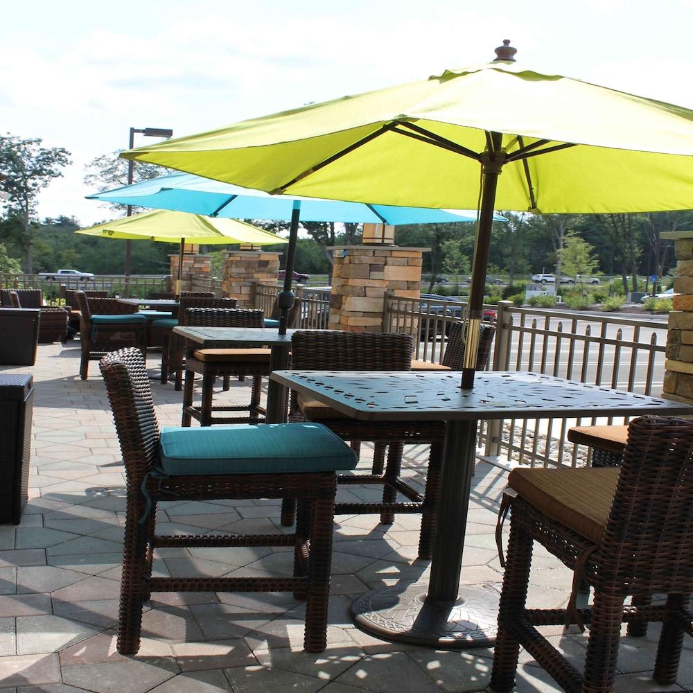 Hampton Inn & Suites Stroudsburg Pocono Mountains photo 34
