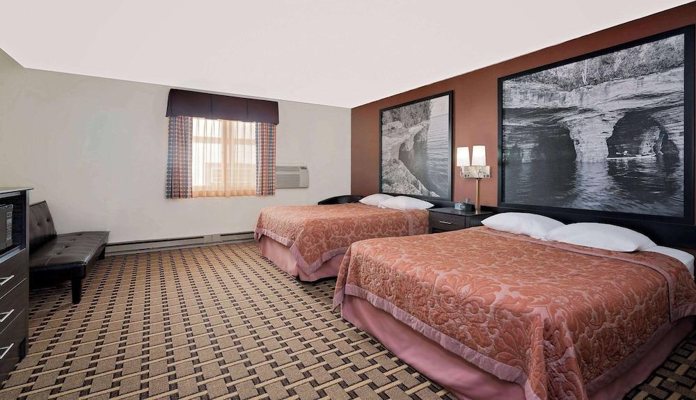 Super 8 by Wyndham Ashland photo 39