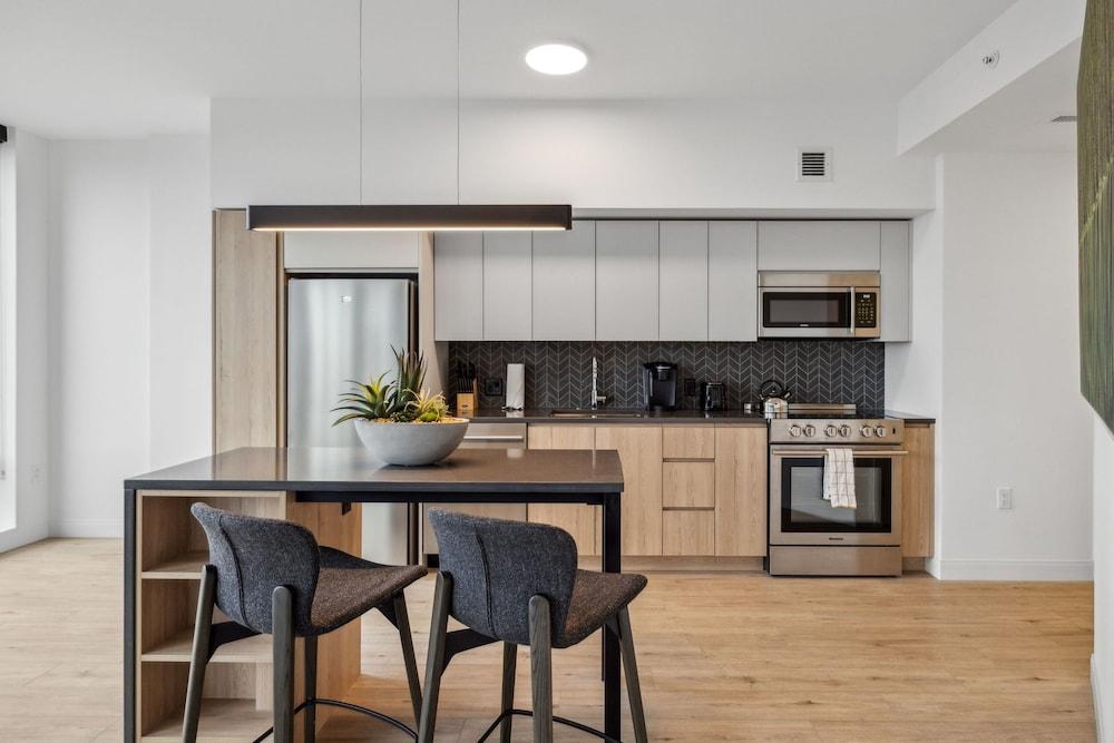 Placemakr Buzzard Point photo 84