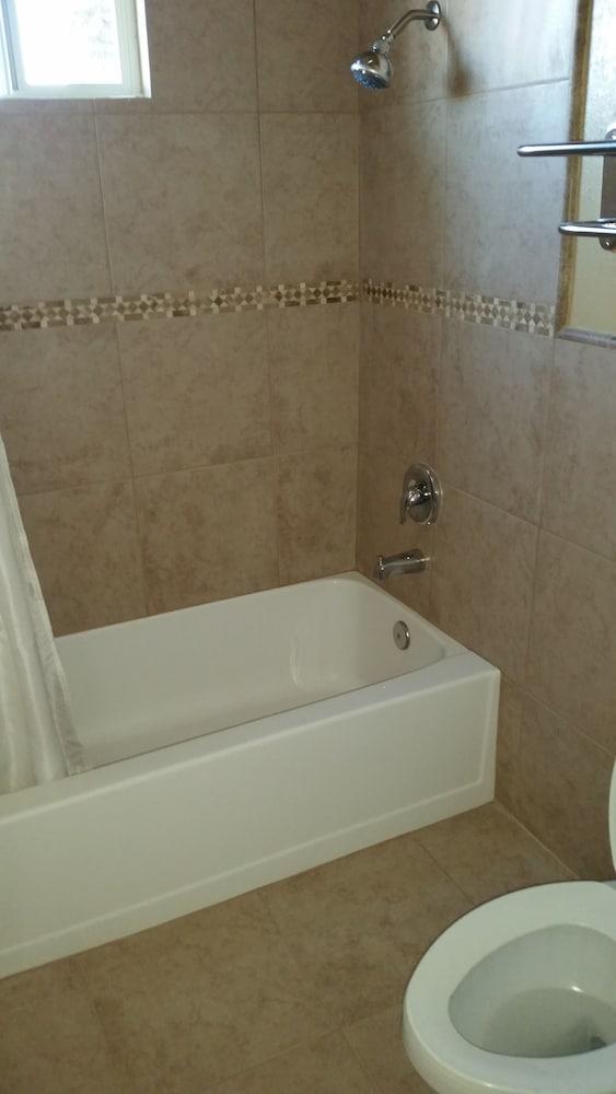 Del Aire Inn LAX photo 15