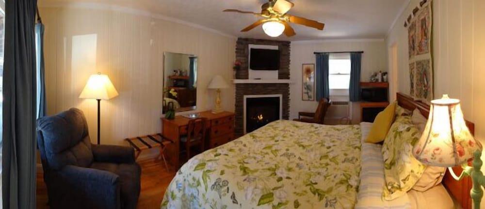 The Homestead Inn photo 31
