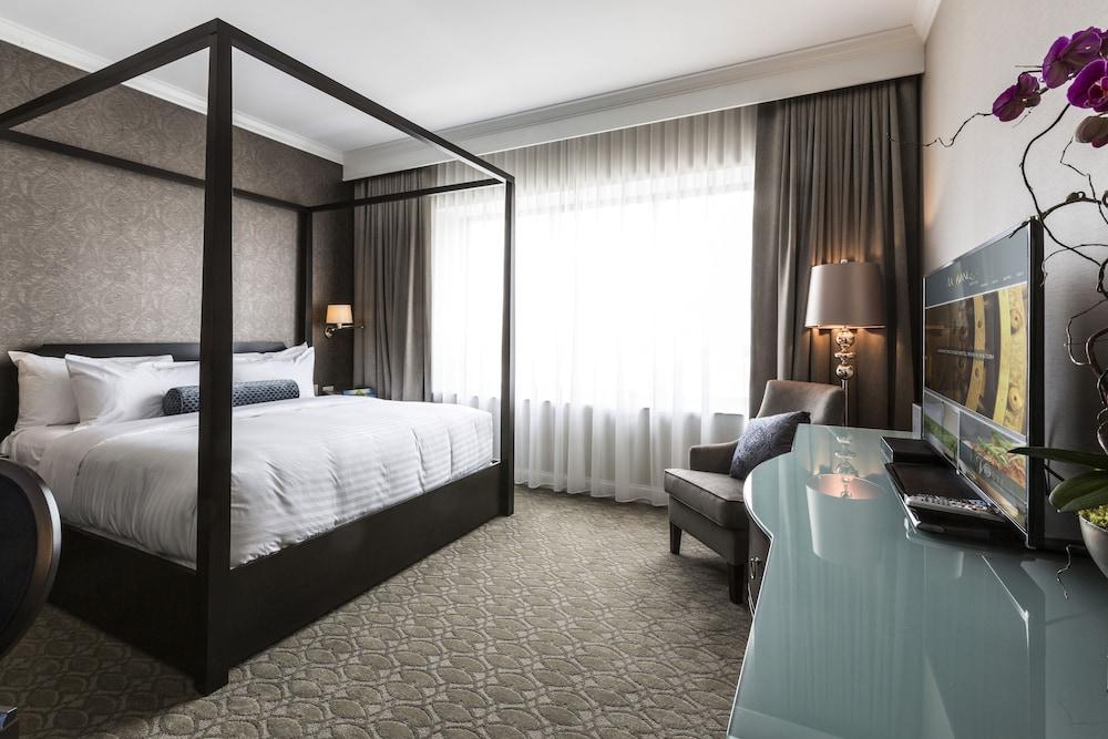 La Banque Hotel photo 22