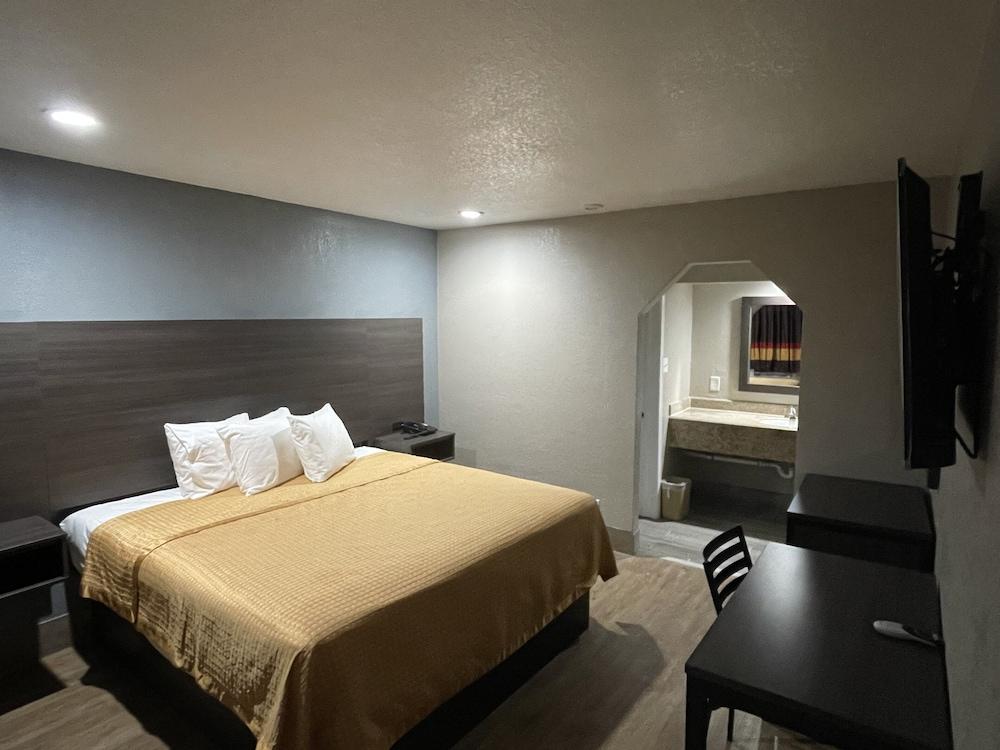 Southmore Boulevard Motel photo 2