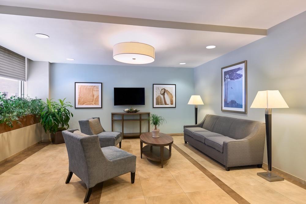 Candlewood Suites New York City-Times Square by IHG photo 2