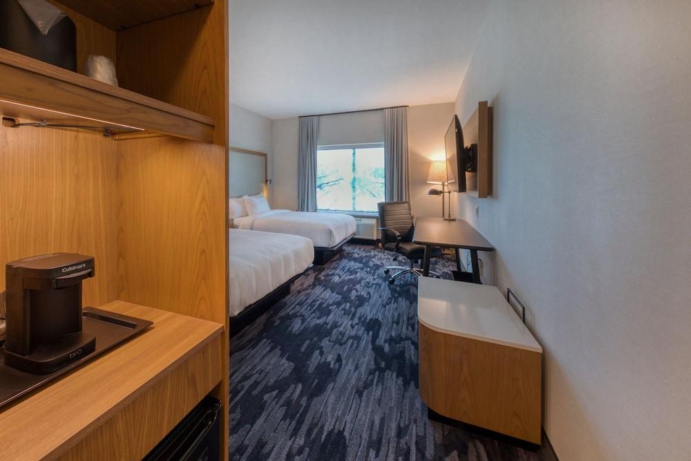 Fairfield Inn & Suites by Marriott Charlotte Belmont photo 11