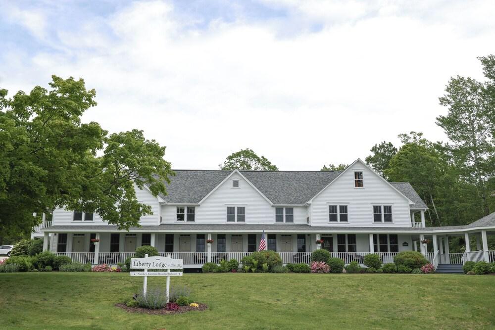 The Liberty Lodge at Sister Bay photo 92