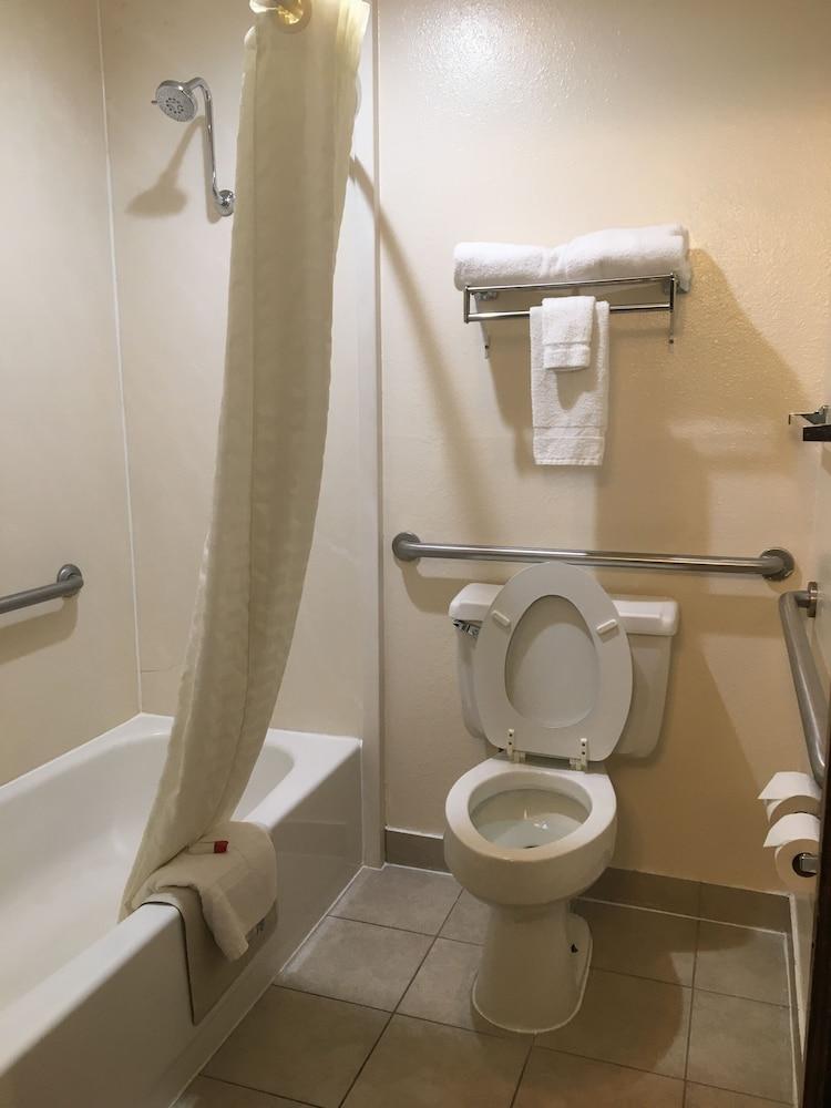 Days Inn by Wyndham Pocatello University Area photo 16