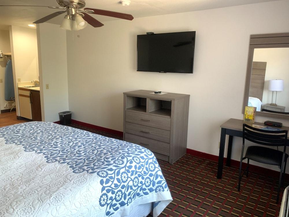 Guest House Inn photo 12