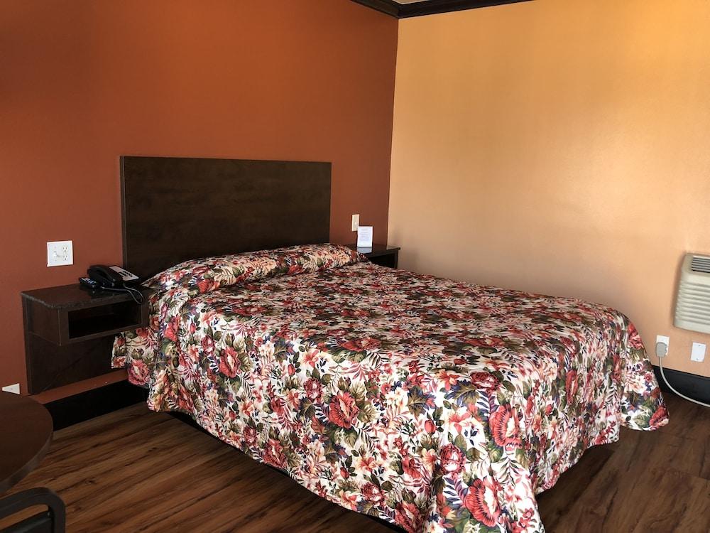 El Rancho Motel photo 5