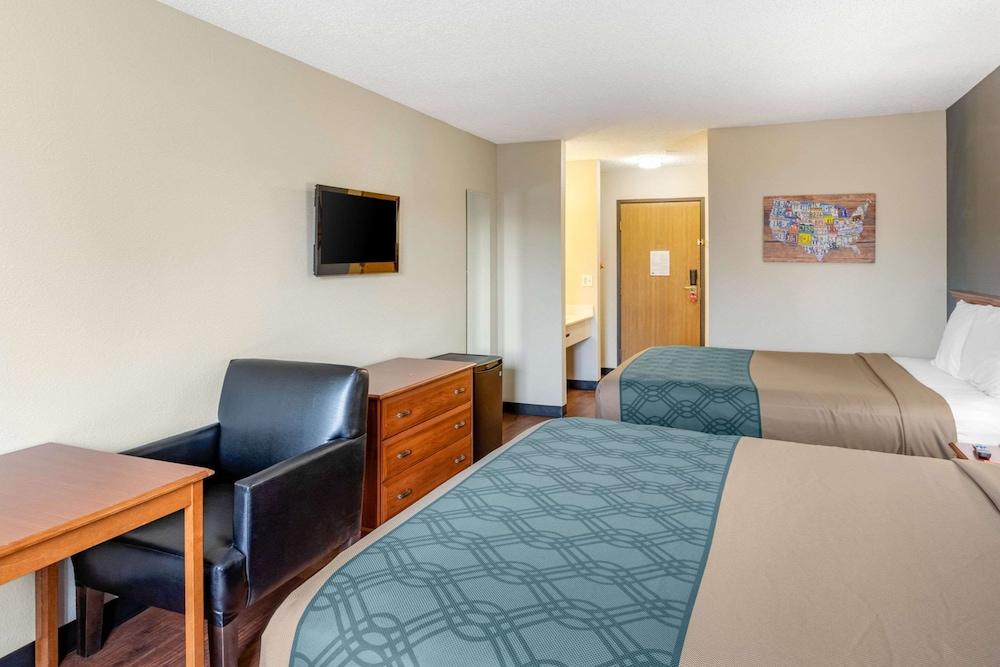 Econo Lodge Longmont East photo 27