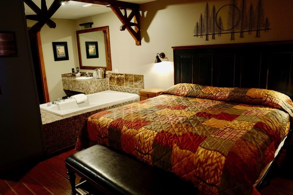 Sumas Mountain Lodge photo 72