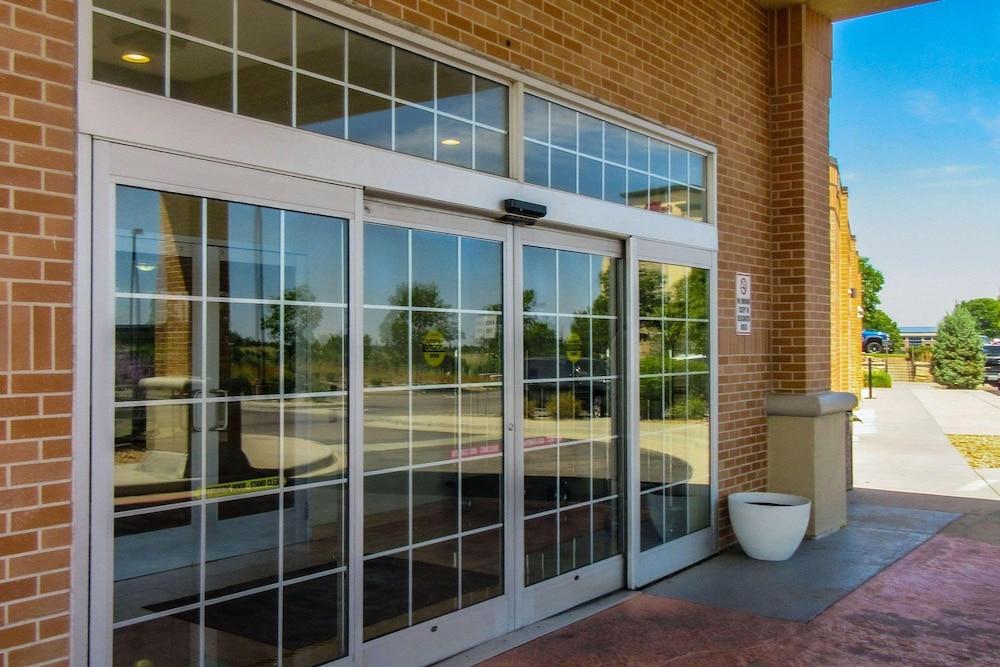 Holiday Inn Express & Suites Englewood Denver South by IHG photo 19