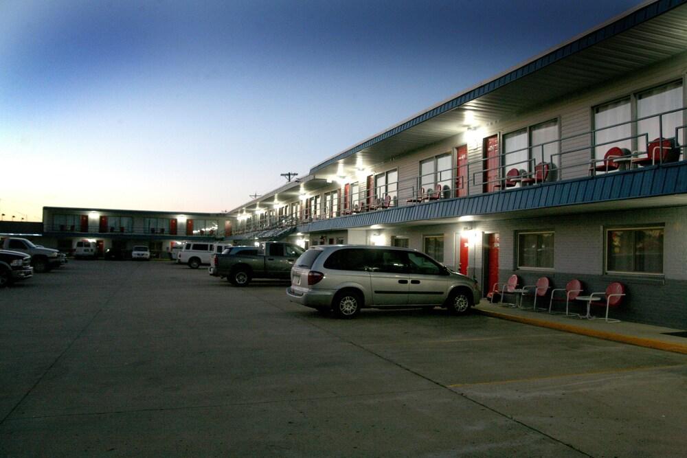 South T Motel photo 63