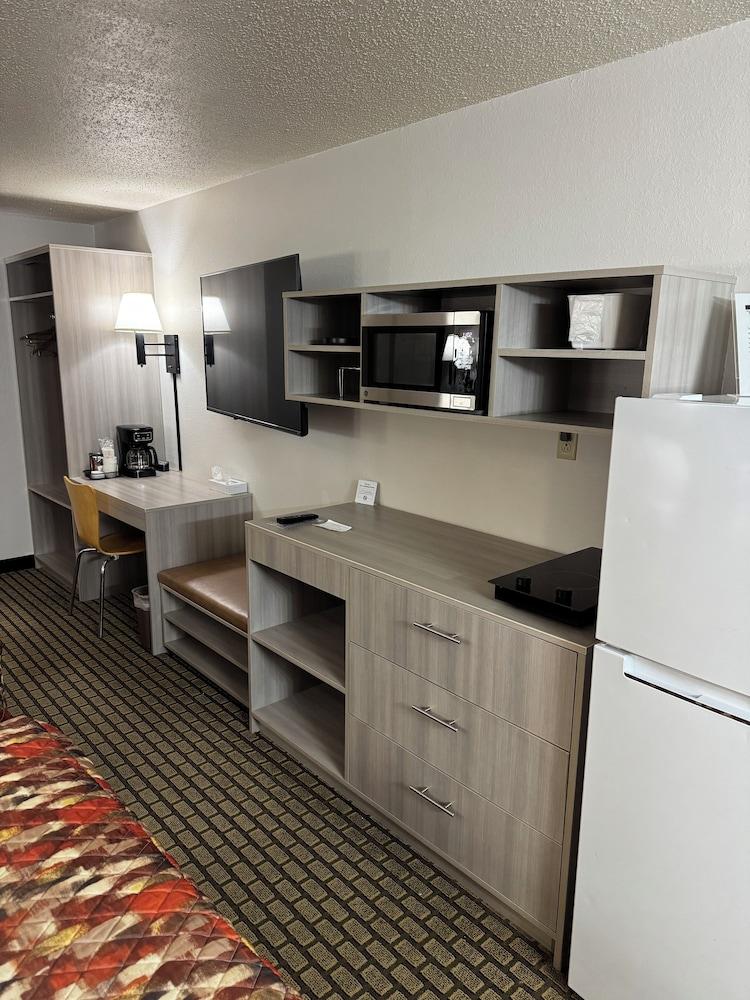 Maryville Extended Stay photo 2