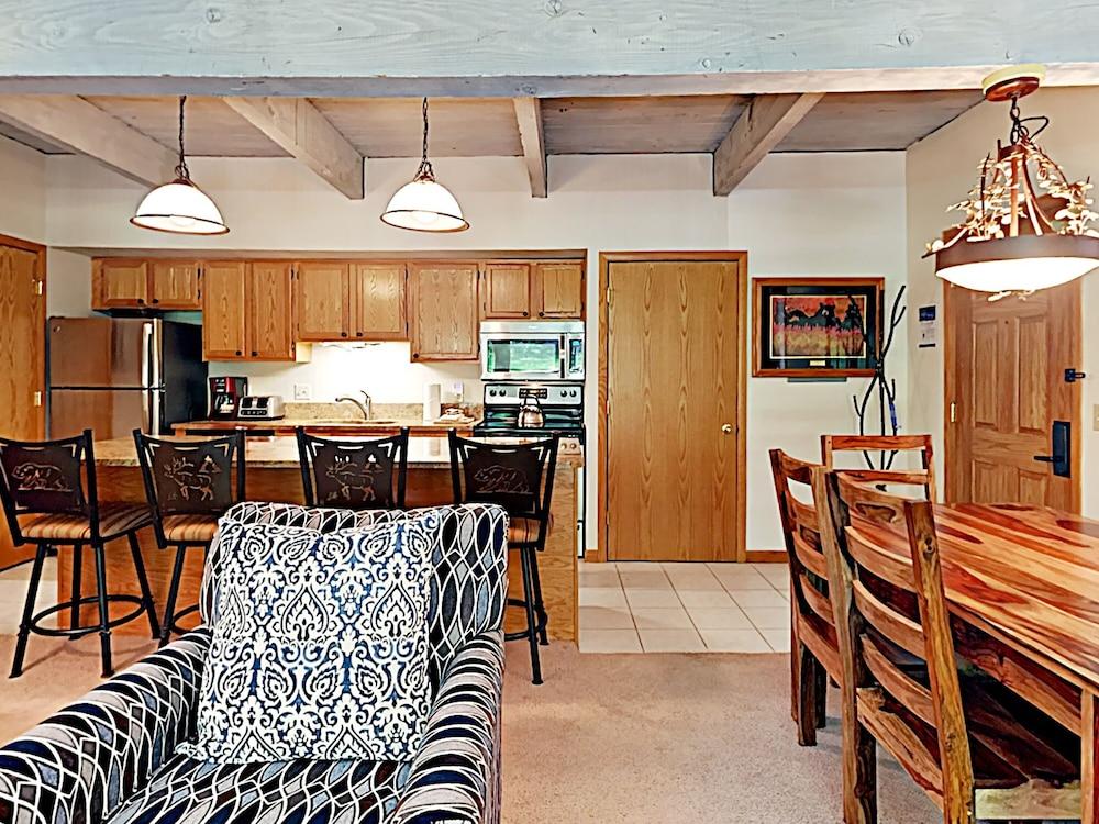 The Timberline Condominiums photo 64