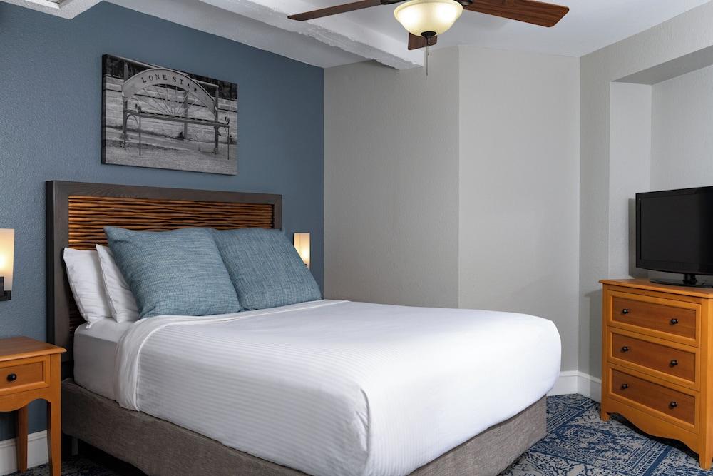 Club Wyndham Riverside Suites photo 10