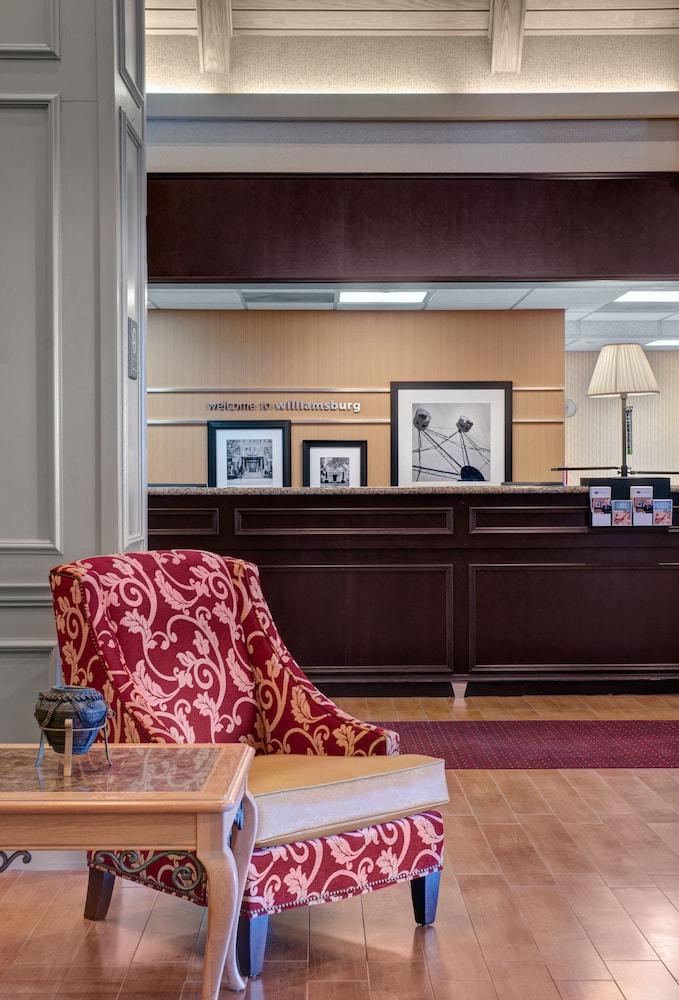 Hampton Inn & Suites Williamsburg-Richmond Rd. photo 4