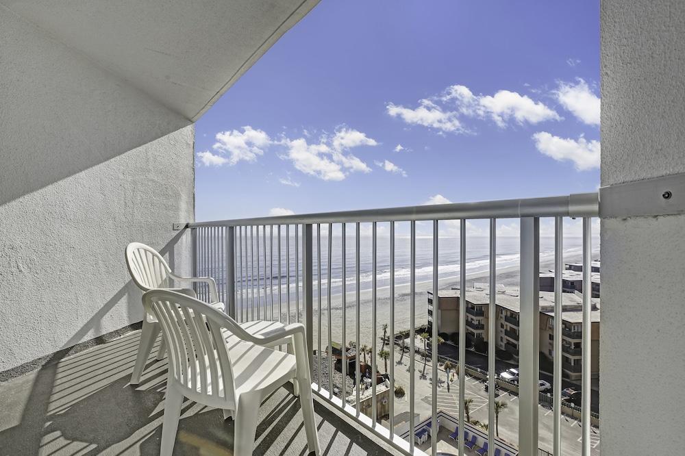 Sands Ocean Club Resort photo 7