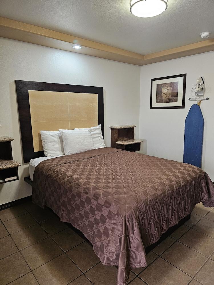Carrizo Inn photo 7