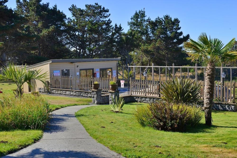 Fort Ross Lodge photo 16