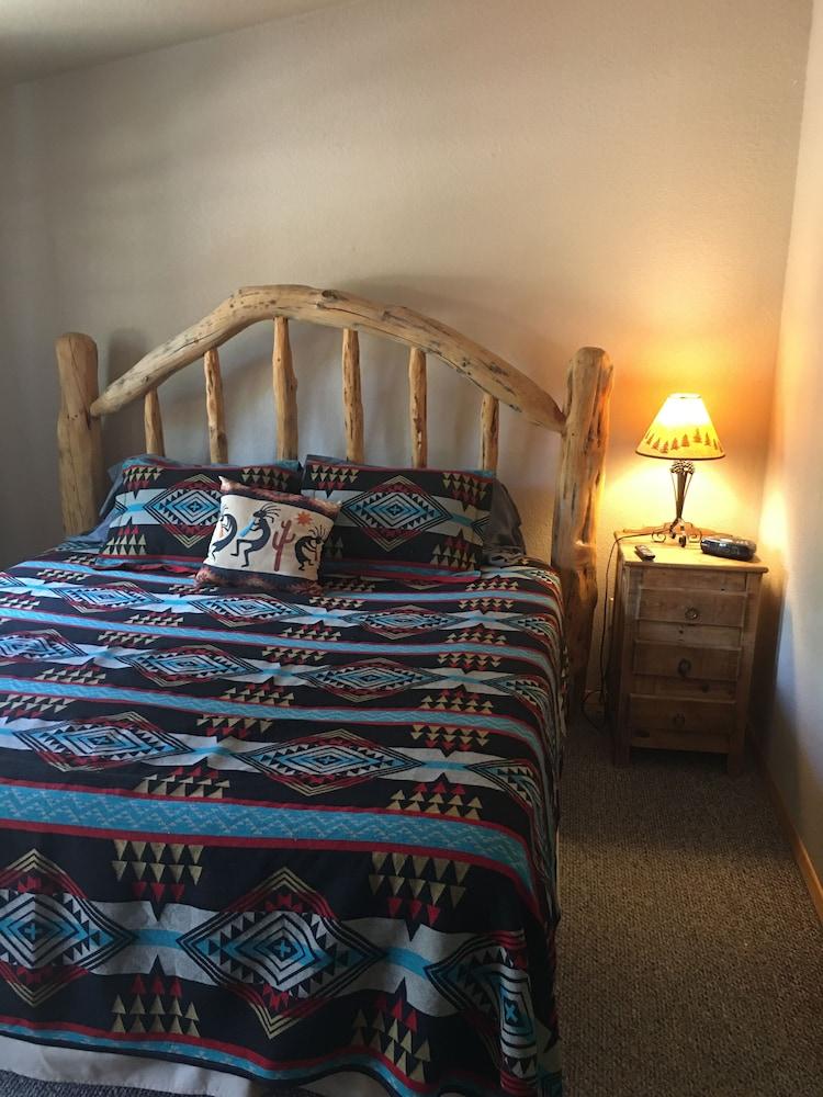 The Lodge at Lazy Bear Retreat photo 18