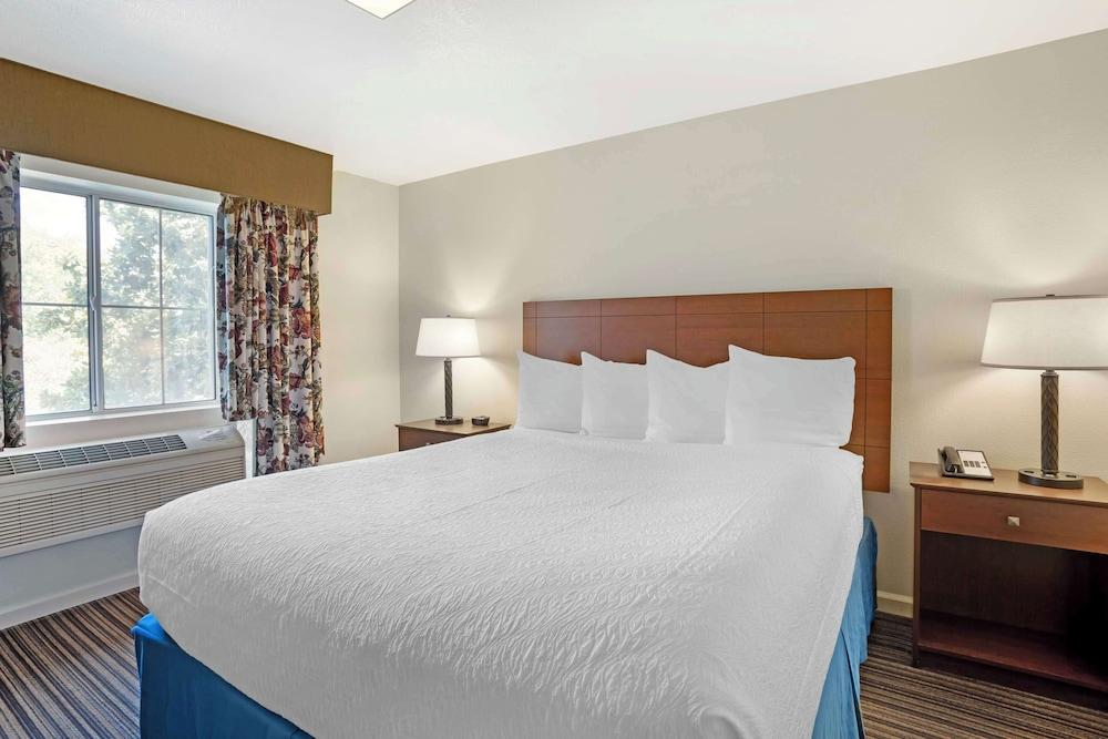 Best Western Clovis Cole photo 7