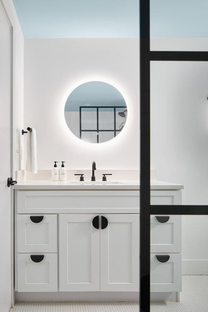 Kasa Studio Revival Atlanta photo 33
