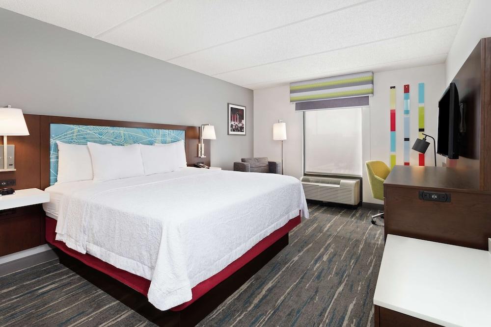 Hampton Inn & Suites Orlando Intl Dr N photo 46